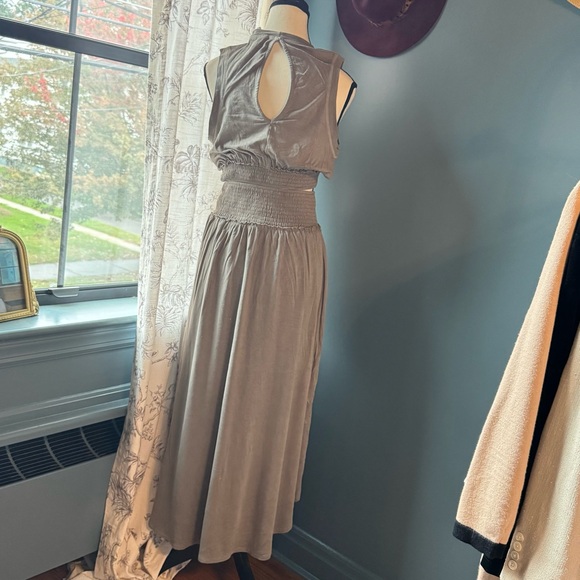 FP Beach olive/gray skirt and crop set - Picture 2 of 3